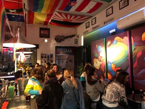 bar gay sevilla|8 mejores BARES GAY en Sevilla